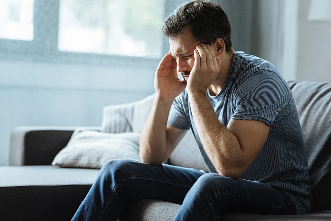 Why Do I Keep Waking Up With Headaches? Could Your Pillow Be the Cause?